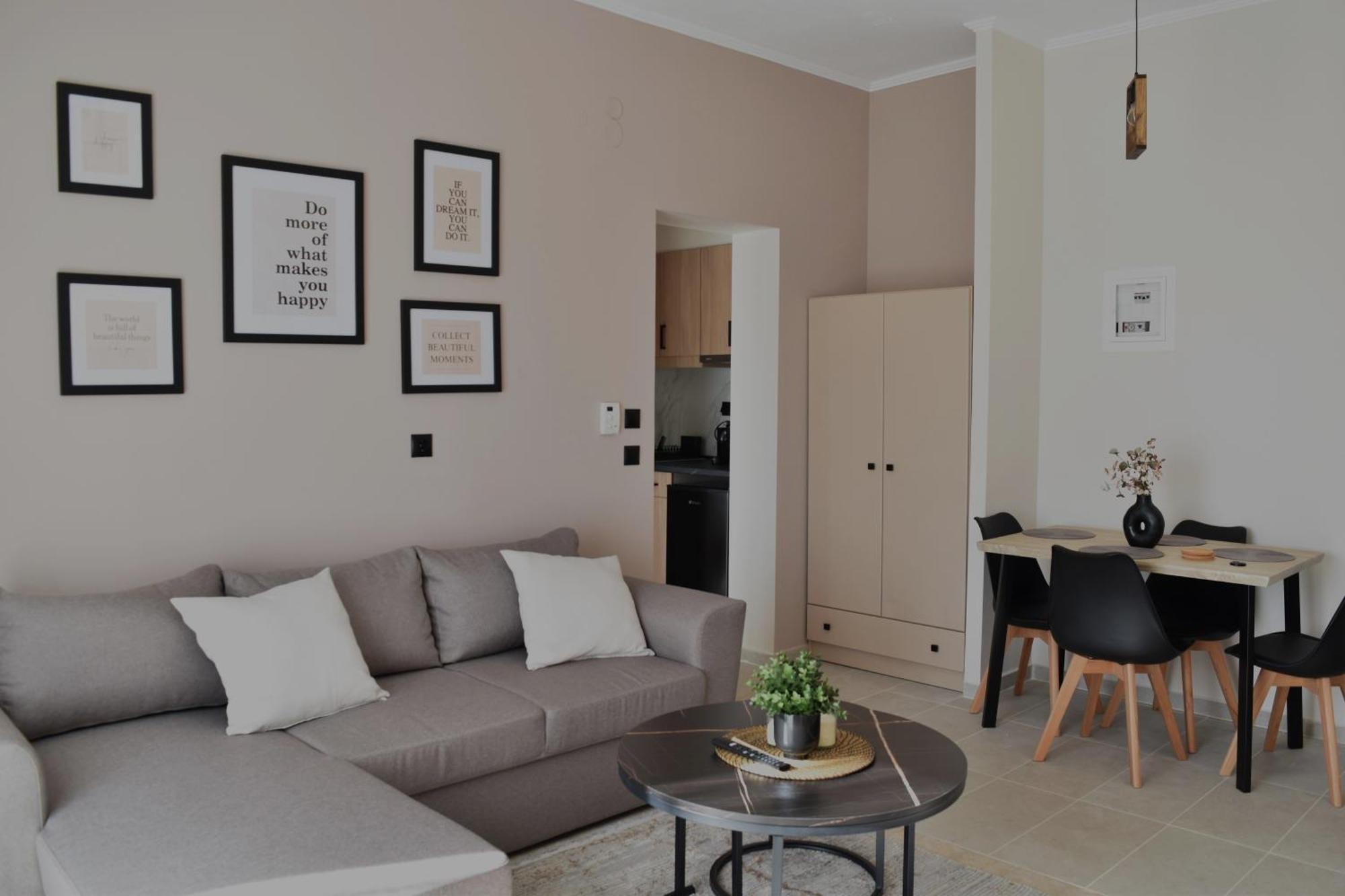Pnoe Apartments Káto Loutrákion Extérieur photo